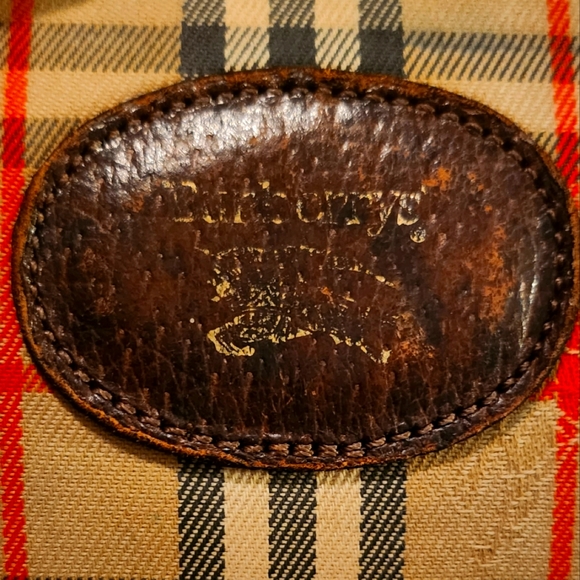VINTAGE Burberry Checked Pouch 9.5" X 5.75" - Picture 4 of 9